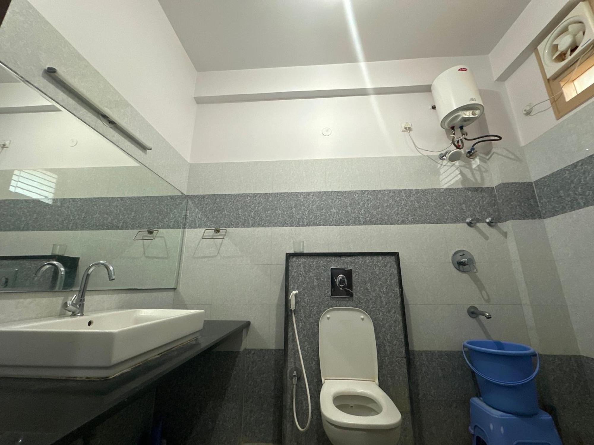 Super Hotel O Sar Residency Nanjangud Bagian luar foto